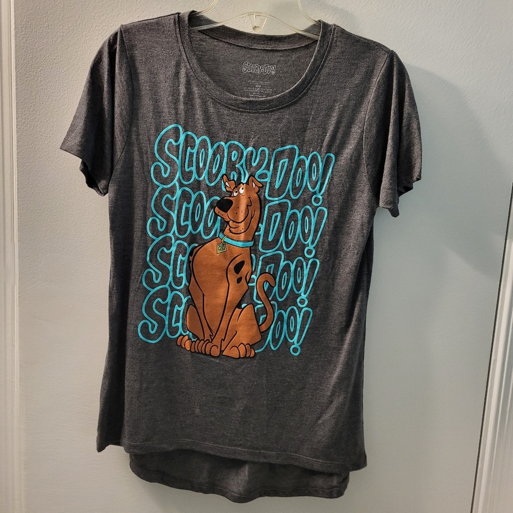 Scooby tee Size M NWOT